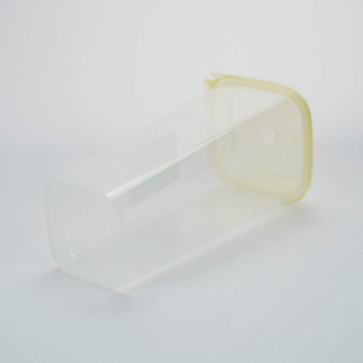 plastična čaša (3)