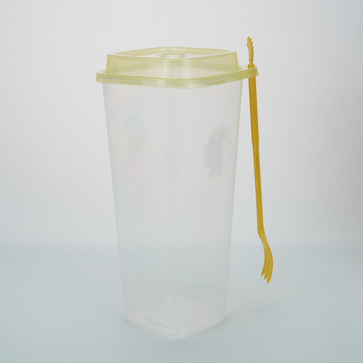 plastična čaša (3)
